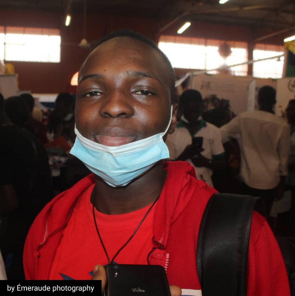 L’attribut alt de cette image est vide, son nom de fichier est chris-roma-1-1022x1024.jpg.