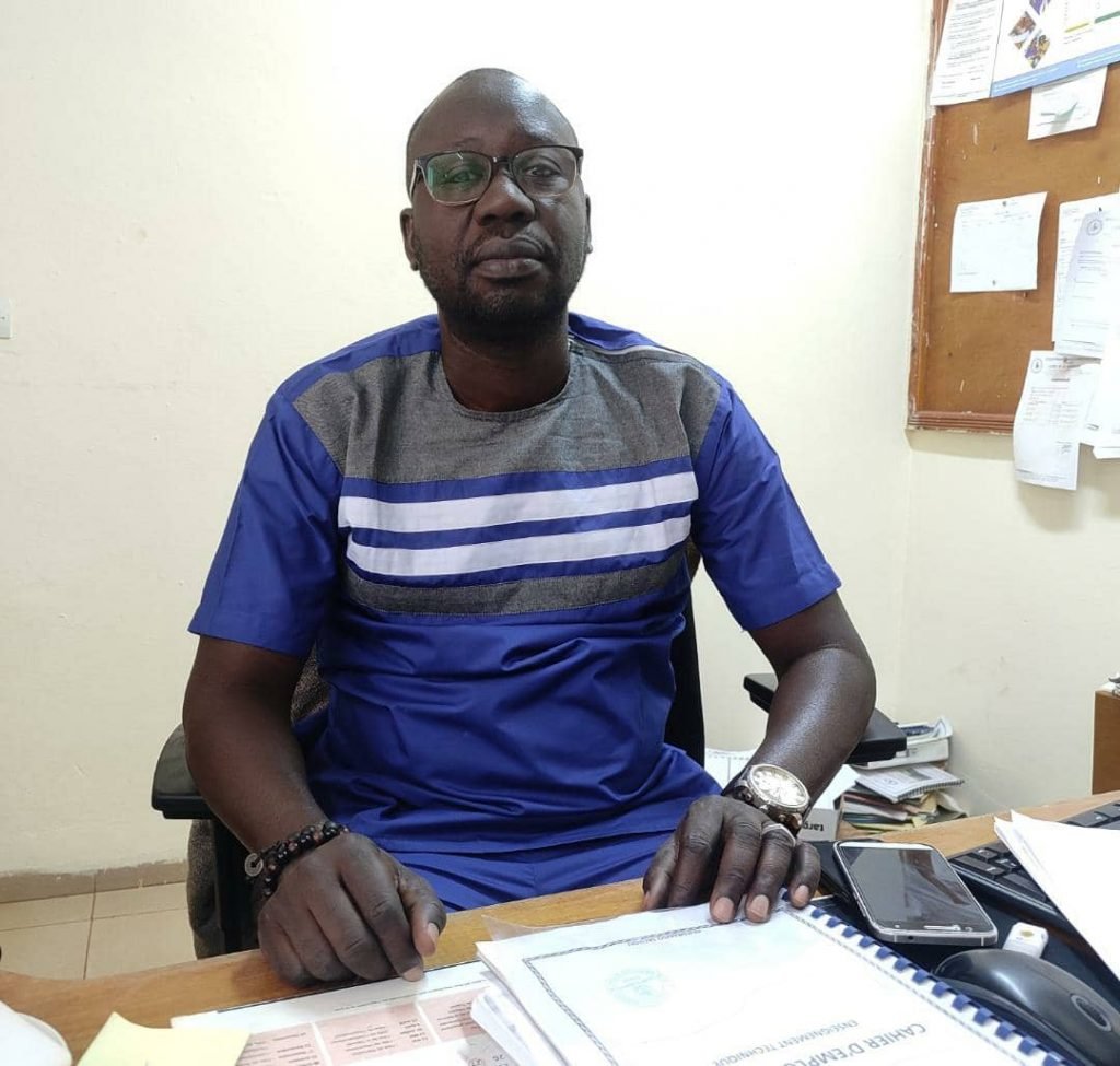 L’attribut alt de cette image est vide, son nom de fichier est salifou-O-1024x975.jpg.